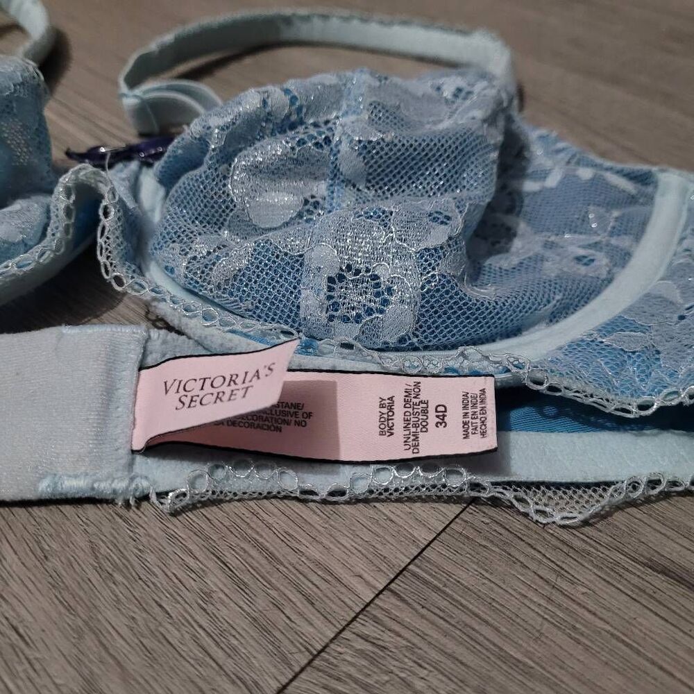 Victoria's Secret 34D baby blue lace bra not padded body by victoria - Picture 5 of 10